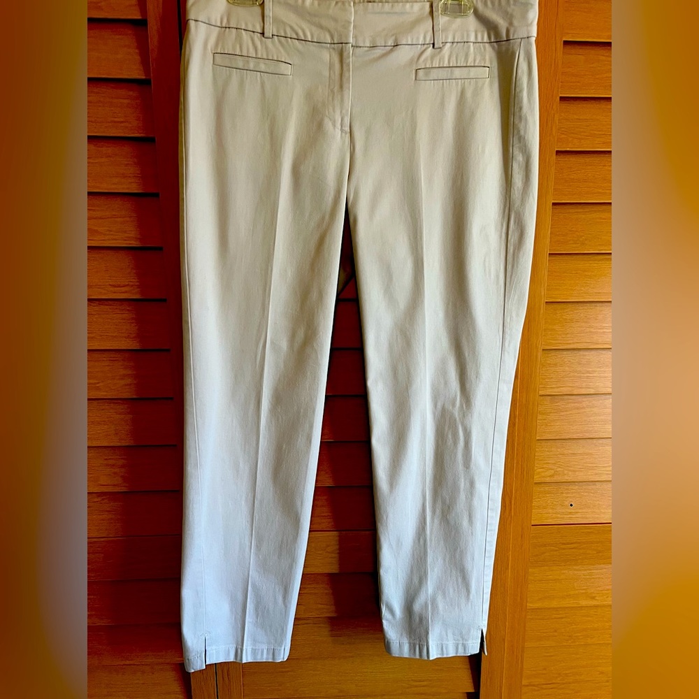 Ann Taylor signature cotton cropped pants